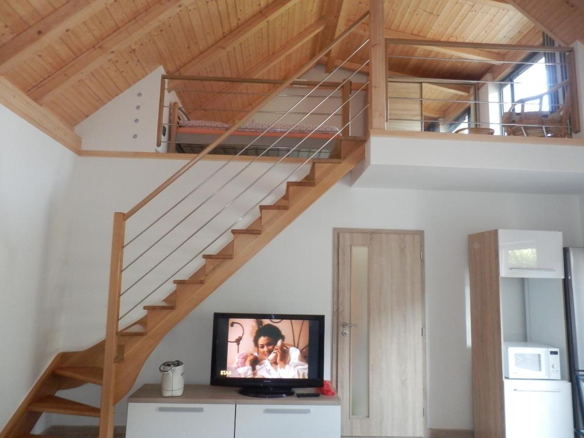 Apartman Jana Kunovice Exterior foto